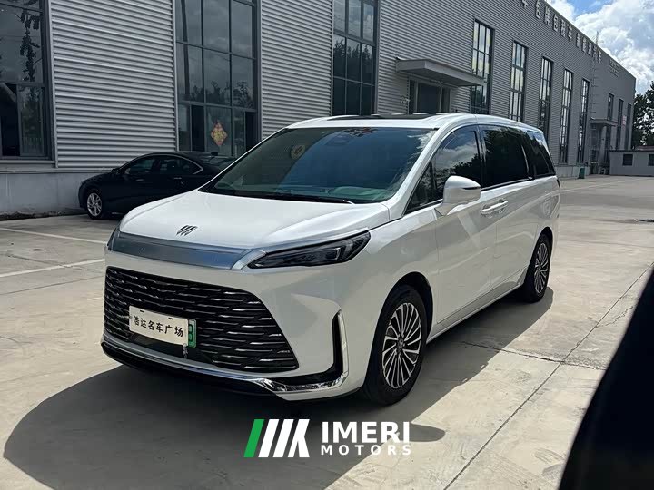 Buick GL8 New Energy Lusang Smart Comfort Edition