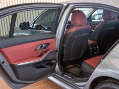 BMW 3 Series 325Li M Sport Package - ფოტო 16