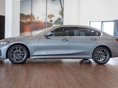 BMW 3 Series 325Li M Sport Package - ფოტო 4