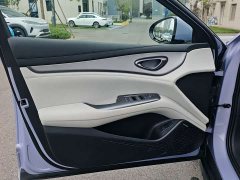 BYD Dolphin 07 EV 705 Flagship - ფოტო 16