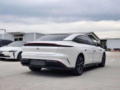 IM Motors Zhiji L7 Dynamic - ფოტო 9