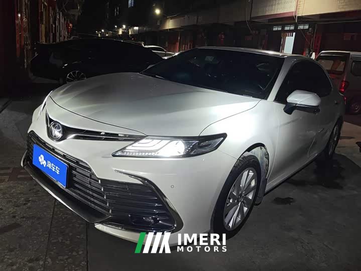 Toyota Camry 2.0G Luxury