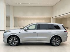 Li Auto L9 Pro - ფოტო 4