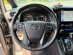 Toyota Alphard Hybrid 2.5L Premium Edition - ფოტო 9