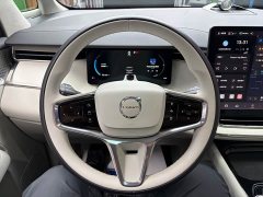 Volvo EM90 2025 Ultra Six-Seater - ფოტო 8