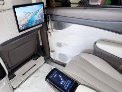 Denza D9 2022 DM-i 970 AWD Flagship - ფოტო 14