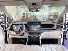 Denza D9 2022 DM-i 970 AWD Flagship - ფოტო 17