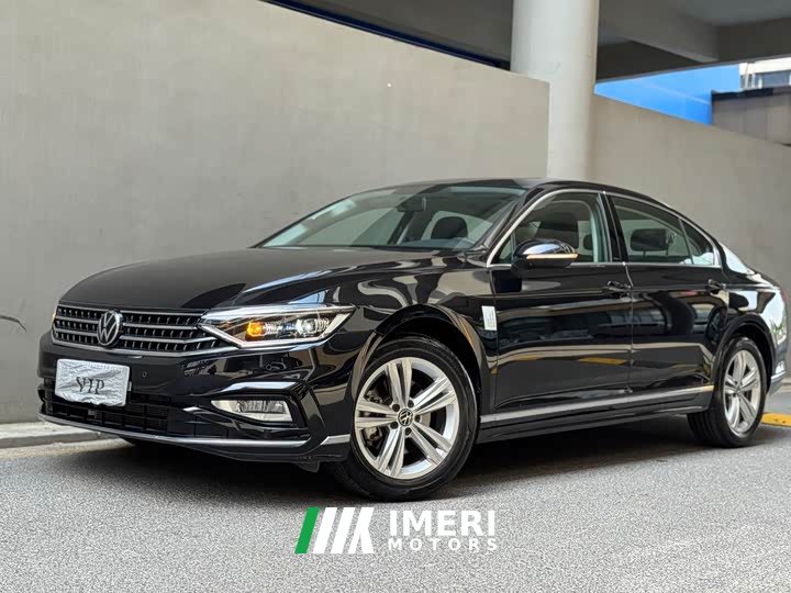 Volkswagen Magotan 2 Million Units Anniversary Edition 280TSI DSG Comfort