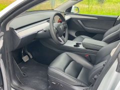 Tesla Model Y Rear-Wheel Drive - ფოტო 4