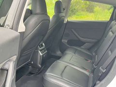 Tesla Model Y Rear-Wheel Drive - ფოტო 6