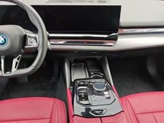 BMW i5 eDrive 35L M Sport Package - ფოტო 7