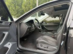 Volkswagen Magotan 330TSI DSG 30th Anniversary Edition - ფოტო 5