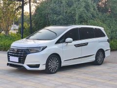 Honda Odyssey 2.0L e:HEV Luxury - ფოტო 1