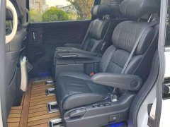 Honda Odyssey 2.0L e:HEV Luxury - ფოტო 5