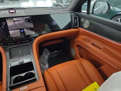AITO M9 2025 Extended Range Ultra 52kWh 6-Seat with 896-Channel LiDAR - ფოტო 10