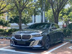 BMW 5 Series 530Li Premier M Sport Package - ფოტო 1