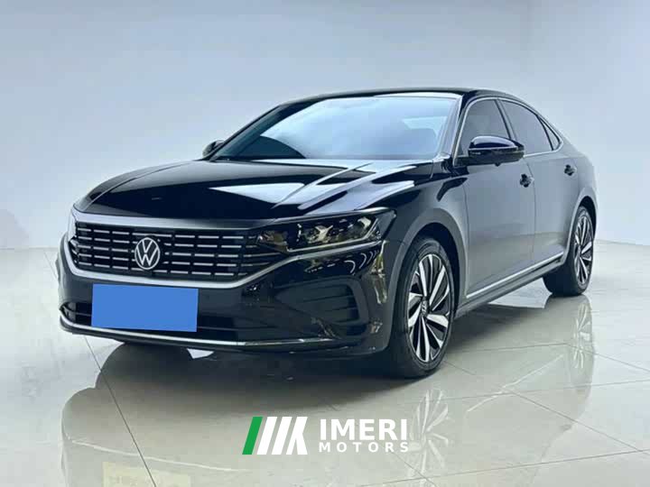 Volkswagen Passat 330TSI Elite - ავტომობილი ჩინეთიდან