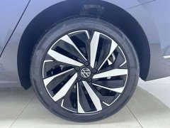 Volkswagen Passat 330TSI Elite - ფოტო 9