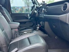 Jeep Wrangler 2.0T Sahara Four-Door - ფოტო 12