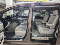 Buick GL8 Land Executive Cabin 652T Luxury - ფოტო 8