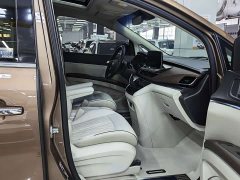 Buick GL8 Land Executive Cabin 652T Luxury - ფოტო 9