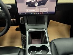 Tesla Model Y Rear-Wheel Drive - ფოტო 8