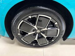 Xiaomi SU7 2024 Rear-Wheel Drive Standard Founder Edition - ფოტო 5