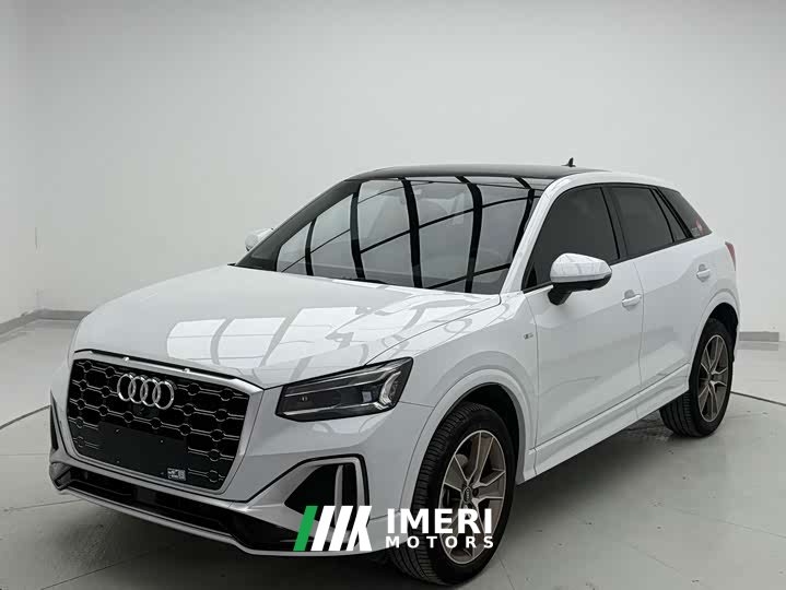 Audi Q2L 35 TFSI Fashion Dynamic