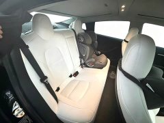 Tesla Model 3 Performance All-Wheel Drive - ფოტო 6