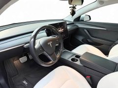 Tesla Model 3 Performance All-Wheel Drive - ფოტო 8