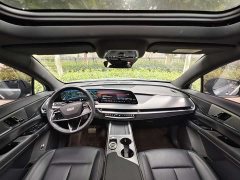 Cadillac XT5 2025 2.0T Luxury - ფოტო 4