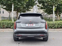 Cadillac XT5 2025 2.0T Luxury - ფოტო 8