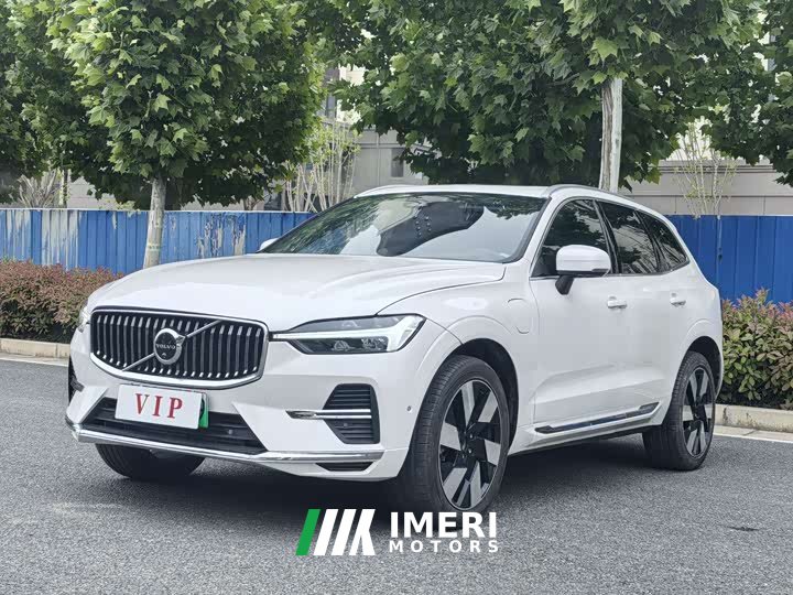 Volvo XC60 Plug-in Hybrid T8 PHEV Long Range AWD Smart Luxury Edition - ავტომობილი ჩინეთიდან