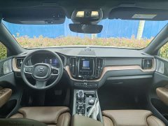 Volvo XC60 Plug-in Hybrid T8 PHEV Long Range AWD Smart Luxury Edition - ფოტო 4