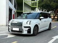 Zeekr Geely Zeekr 009 2024 Seven-Seat Aisle Version AWD 108kWh - ფოტო 1