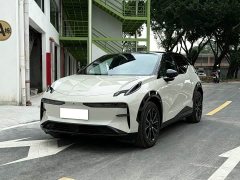 Zeekr Geely Zeekr X 2025 Four-Seat Rear-Drive Rubik's Cube Edition - ფოტო 1