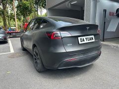 Tesla Model Y Rear-Wheel Drive - ფოტო 13