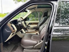 Land Rover Range Rover 2020 3.0L V6 Heritage Extended Wheelbase - ფოტო 11