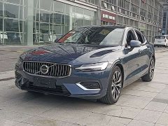 Volvo S60 B4 Smart Luxury Edition - ფოტო 1