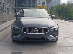 Volvo S60 B4 Smart Luxury Edition - ფოტო 2