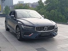 Volvo S60 B4 Smart Luxury Edition - ფოტო 3