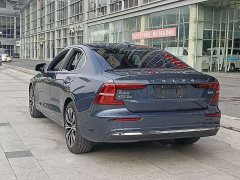 Volvo S60 B4 Smart Luxury Edition - ფოტო 6