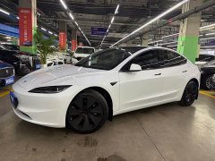 Tesla Model 3 2026 Rear-Wheel Drive - ფოტო 1
