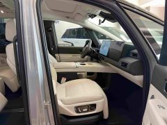 Li Auto Li Xiang MEGA Ultra - ფოტო 15