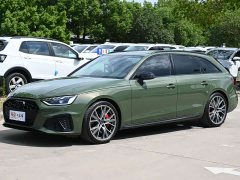 Audi S4 2023 S4 Avant 3.0 TFSI - ფოტო 1