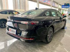 Volkswagen Magotan 380TSI DSG Prestige Edition with Grand Magotan Package - ფოტო 2