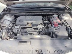 Toyota Camry 2.0G Luxury - ფოტო 8