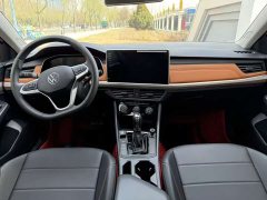 Volkswagen Bora 200TSI DSG Comfort Pro - ფოტო 9