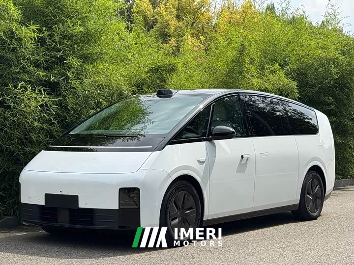 Li Auto Li Xiang MEGA 2024 Ultra - ავტომობილი ჩინეთიდან