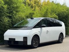 Li Auto Li Xiang MEGA 2024 Ultra - ფოტო 1